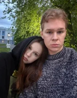 Adrianachrisshow