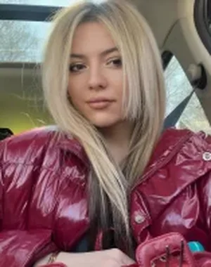 Auramaxxing