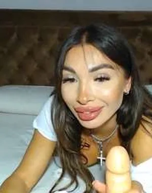 Aylinhoney08
