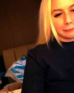 Blondedolltia