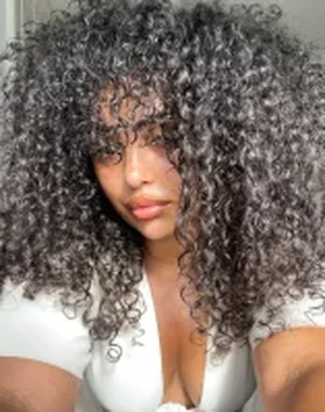 Caramelcarmenxox