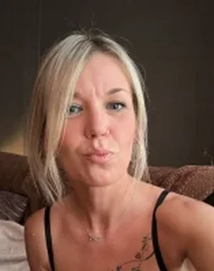 Charley2342