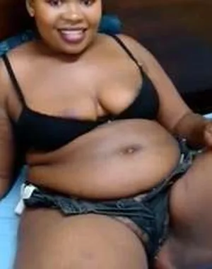 Cuteebonybooty