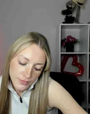 Evelynblond