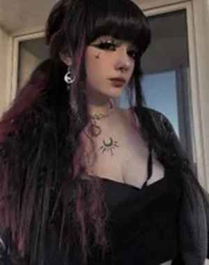 Holycute
