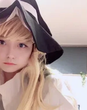 Mia032