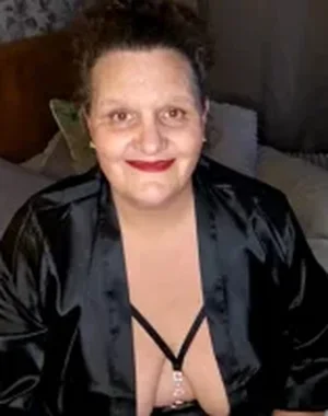 Missqueenbeex