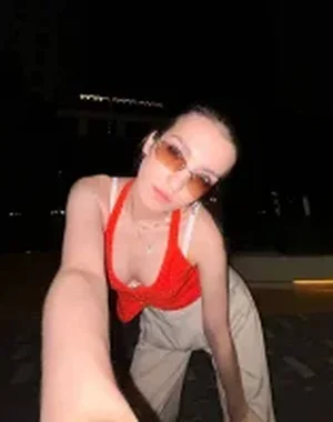 Mollybae44