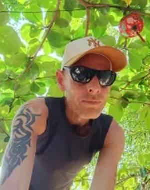 Skinnywithahugedick