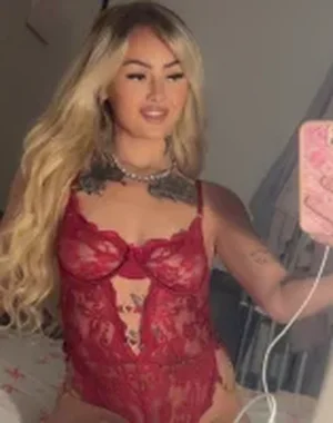 Squirtqueennaughtycourts