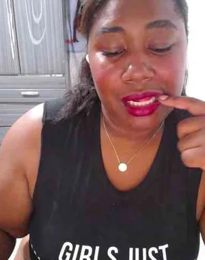 Thickebonymilf
