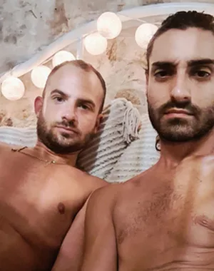 Twohotgaysx