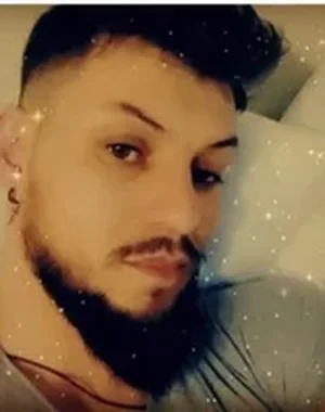 Yasmi25