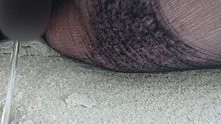 pi**en pi*i am Stand in Nylons beach Outdoor