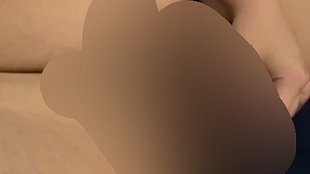 Solo Action mit vi*rator, lautem Stöhnen und Dirtytalk