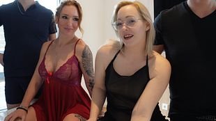 USER-GRUPPENs*x | ZWEI GEILE MILFs WERDEN VON XXL-SCHWÄNZEN KOMPLETT ZERfi**T!