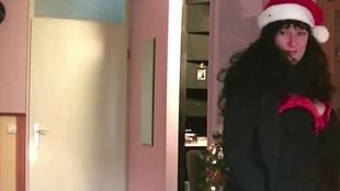 Weihnachtsstriptease und Masturbation