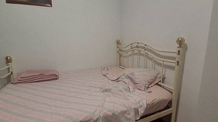 Ich setze mich auf dein Gesicht, bis du nicht mehr atmest