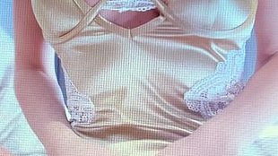 Ein sanftes, sinnliches Solo, bei dem ich mir Zeit lasse.