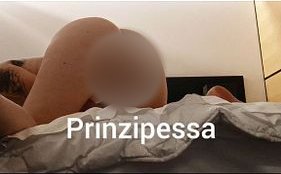 Auflegen und genießen! dog*y den besten Freund der Frau sabbern und schmatzen lassen!